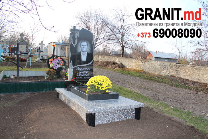 VIP памятник на могилу Молдова